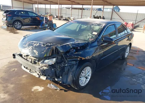 2016 Toyota Camry Le z USA, uszkodzony, nr VIN 4T4BF1FK0GR540152